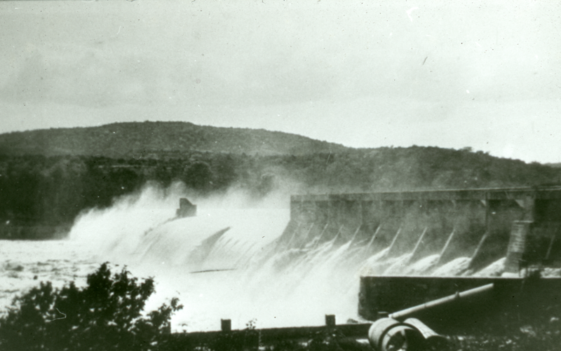 Floodwaters damage Austin Dam, 1935