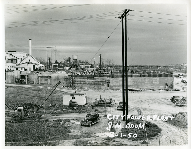  Planta eléctrica de la Ciudad de Austin en construcción, febrero de 1951